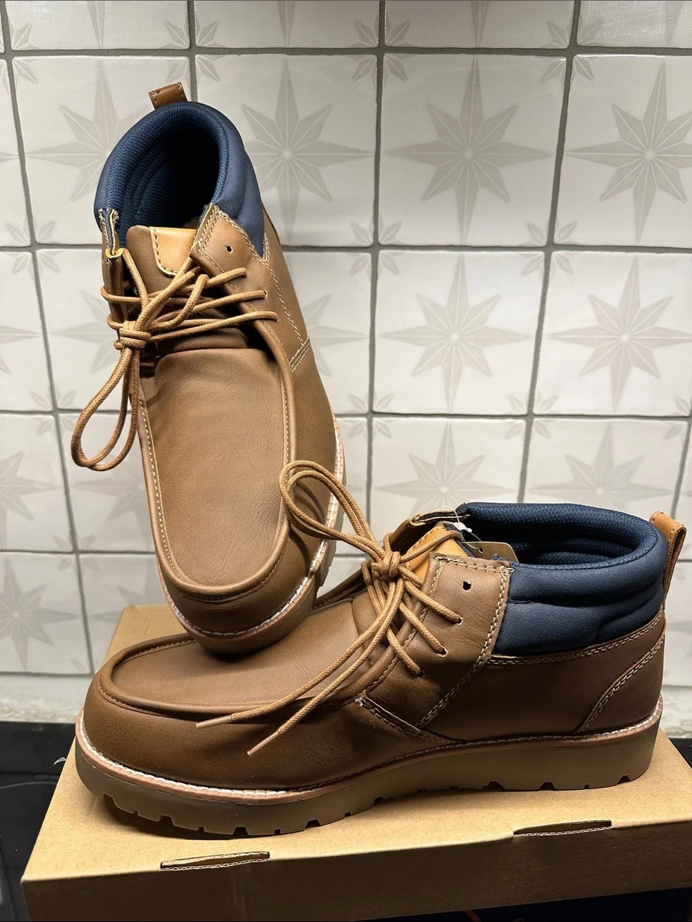 Original Weatherproof Vintage Brown Hiking Boots w Navy Collar NIB Sz12